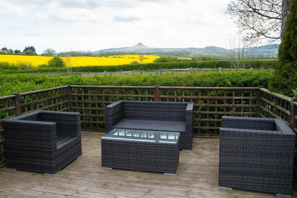 The Treebridge Hotel Nunthorpe